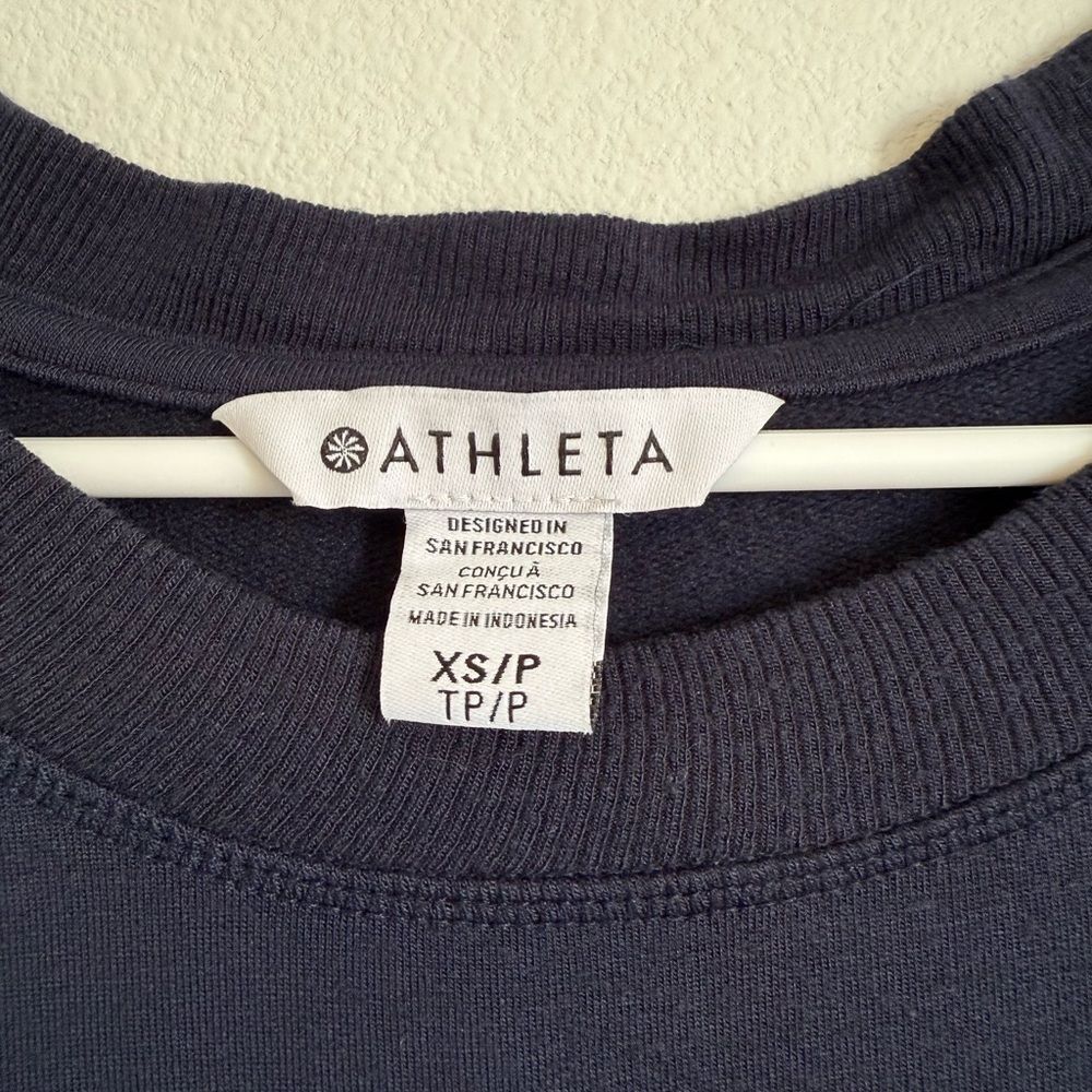 Athleta Crewneck Sweatshirt - Picture 3 of 3